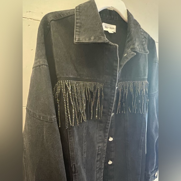 Boutique Jacket - Picture 3 of 6